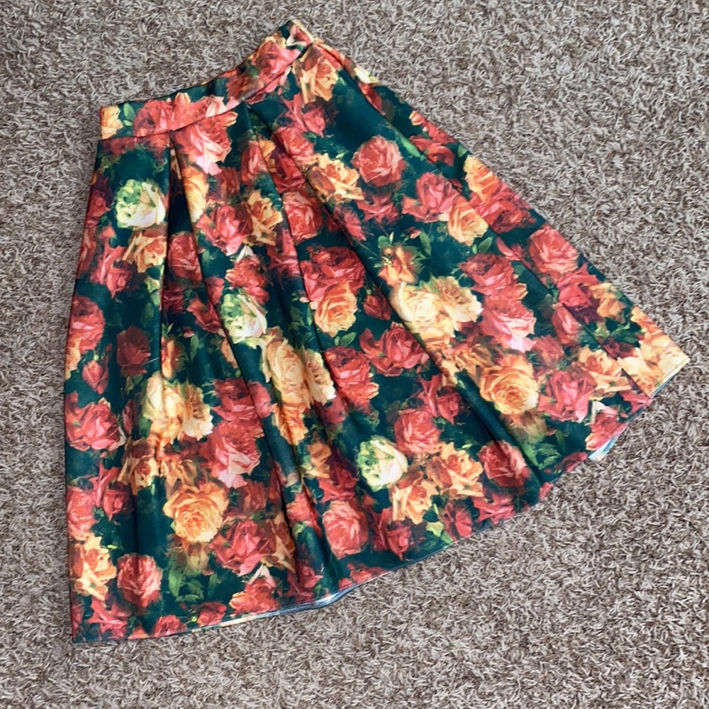 A-line Balloon Mid Leg Length Skirt